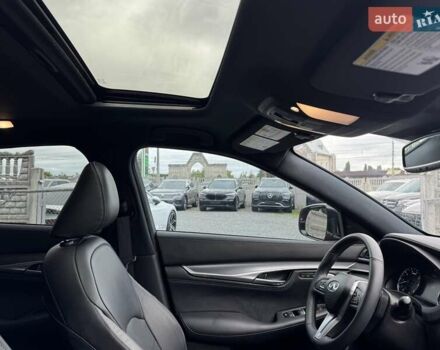 Красный Инфинити QX55, объемом двигателя 2 л и пробегом 50 тыс. км за 32900 $, фото 53 на Automoto.ua