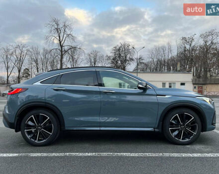 Серый Инфинити QX55, объемом двигателя 2 л и пробегом 36 тыс. км за 37500 $, фото 4 на Automoto.ua