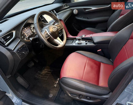 Серый Инфинити QX55, объемом двигателя 2 л и пробегом 53 тыс. км за 32999 $, фото 13 на Automoto.ua