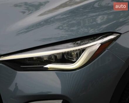 Сірий Інфініті QX55, об'ємом двигуна 2 л та пробігом 31 тис. км за 37500 $, фото 4 на Automoto.ua