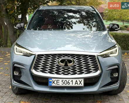 Серый Инфинити QX55, объемом двигателя 2 л и пробегом 52 тыс. км за 35900 $, фото 2 на Automoto.ua