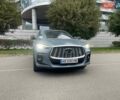 Сірий Інфініті QX55, об'ємом двигуна 2 л та пробігом 97 тис. км за 29300 $, фото 4 на Automoto.ua