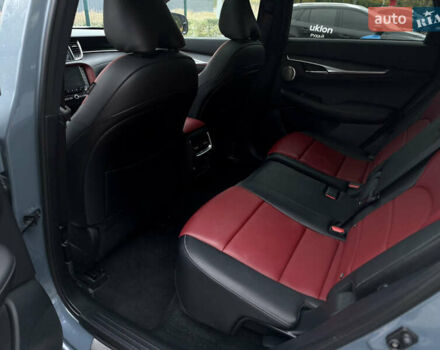 Серый Инфинити QX55, объемом двигателя 2 л и пробегом 52 тыс. км за 35900 $, фото 20 на Automoto.ua