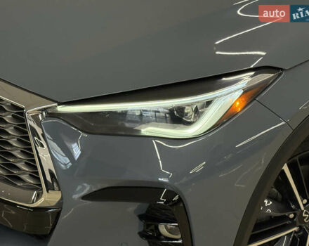 Сірий Інфініті QX55, об'ємом двигуна 2 л та пробігом 46 тис. км за 32999 $, фото 2 на Automoto.ua