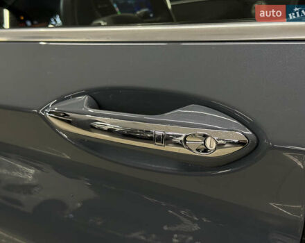 Сірий Інфініті QX55, об'ємом двигуна 2 л та пробігом 46 тис. км за 32999 $, фото 16 на Automoto.ua