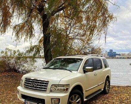 Белый Инфинити QX56, объемом двигателя 5.6 л и пробегом 182 тыс. км за 14500 $, фото 4 на Automoto.ua
