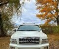 Белый Инфинити QX56, объемом двигателя 5.6 л и пробегом 182 тыс. км за 14500 $, фото 1 на Automoto.ua