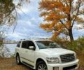 Белый Инфинити QX56, объемом двигателя 5.6 л и пробегом 182 тыс. км за 14500 $, фото 1 на Automoto.ua
