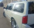 Белый Инфинити QX56, объемом двигателя 5.6 л и пробегом 182 тыс. км за 14600 $, фото 1 на Automoto.ua