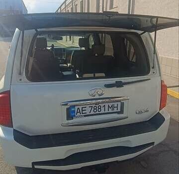 Белый Инфинити QX56, объемом двигателя 5.6 л и пробегом 182 тыс. км за 14600 $, фото 12 на Automoto.ua