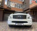 Белый Инфинити QX56, объемом двигателя 5.55 л и пробегом 220 тыс. км за 16650 $, фото 7 на Automoto.ua