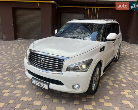 Белый Инфинити QX56, объемом двигателя 5.55 л и пробегом 222 тыс. км за 15950 $, фото 1 на Automoto.ua