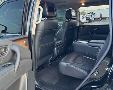 Белый Инфинити QX56, объемом двигателя 5.55 л и пробегом 88 тыс. км за 23800 $, фото 9 на Automoto.ua