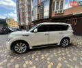 Белый Инфинити QX56, объемом двигателя 5.55 л и пробегом 220 тыс. км за 16650 $, фото 12 на Automoto.ua