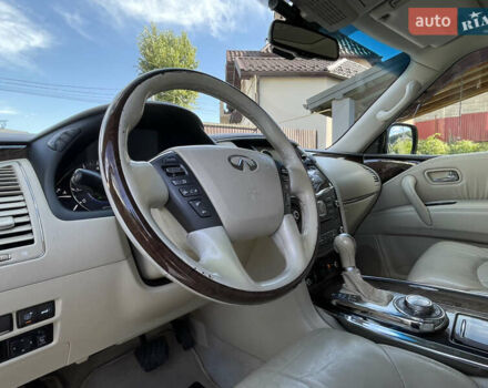 Белый Инфинити QX56, объемом двигателя 5.55 л и пробегом 216 тыс. км за 15900 $, фото 26 на Automoto.ua