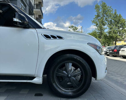 Белый Инфинити QX56, объемом двигателя 5.55 л и пробегом 208 тыс. км за 23000 $, фото 11 на Automoto.ua