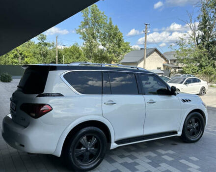 Белый Инфинити QX56, объемом двигателя 5.55 л и пробегом 208 тыс. км за 23000 $, фото 5 на Automoto.ua
