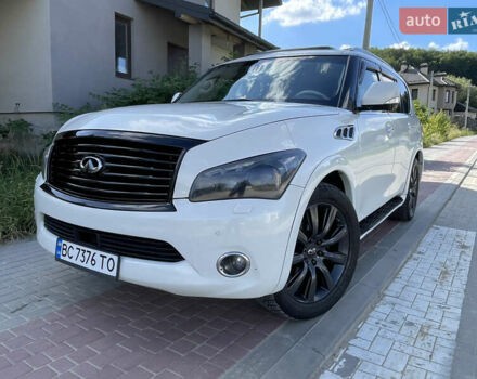 Белый Инфинити QX56, объемом двигателя 5.55 л и пробегом 216 тыс. км за 15900 $, фото 1 на Automoto.ua