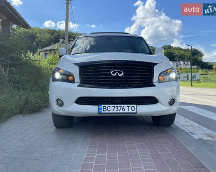 Белый Инфинити QX56, объемом двигателя 5.55 л и пробегом 216 тыс. км за 15900 $, фото 5 на Automoto.ua