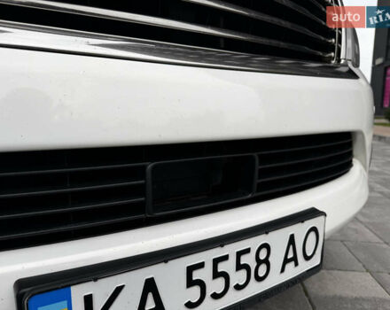 Инфинити QX56 2011 в Киеве на Automoto.ua Белый Инфинити QX56, объемом двигателя 5.55 л и пробегом 138 тыс. км за 16999 $, фото 6 на Automoto.ua