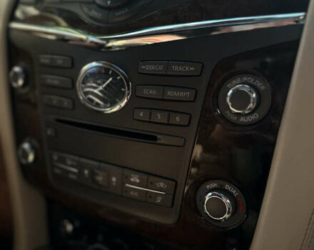 Белый Инфинити QX56, объемом двигателя 5.55 л и пробегом 208 тыс. км за 23000 $, фото 21 на Automoto.ua