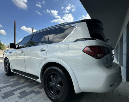 Белый Инфинити QX56, объемом двигателя 5.55 л и пробегом 208 тыс. км за 23000 $, фото 6 на Automoto.ua