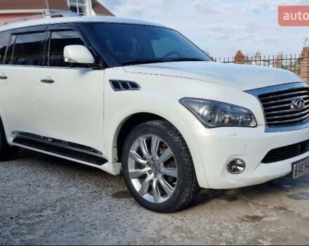 Белый Инфинити QX56, объемом двигателя 5.55 л и пробегом 127 тыс. км за 21000 $, фото 6 на Automoto.ua