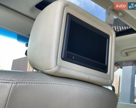 Белый Инфинити QX56, объемом двигателя 5.55 л и пробегом 216 тыс. км за 15900 $, фото 35 на Automoto.ua