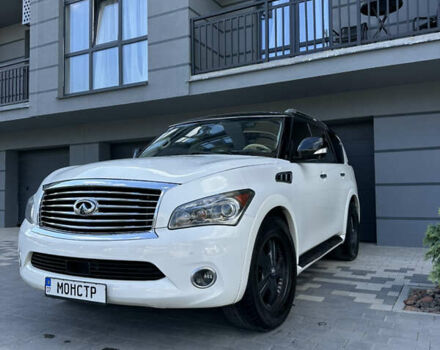 Белый Инфинити QX56, объемом двигателя 5.55 л и пробегом 208 тыс. км за 23000 $, фото 1 на Automoto.ua