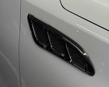 Білий Інфініті QX56, об'ємом двигуна 5.55 л та пробігом 132 тис. км за 19000 $, фото 6 на Automoto.ua