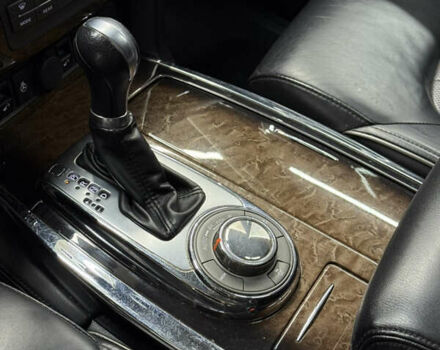 Білий Інфініті QX56, об'ємом двигуна 5.55 л та пробігом 132 тис. км за 19000 $, фото 12 на Automoto.ua