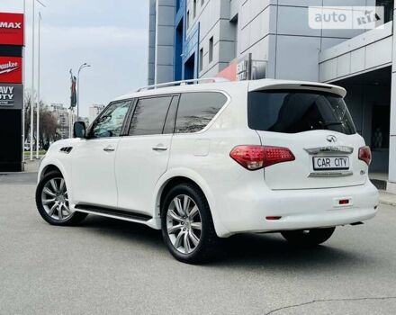 Білий Інфініті QX56, об'ємом двигуна 5.55 л та пробігом 88 тис. км за 22999 $, фото 2 на Automoto.ua