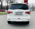 Белый Инфинити QX56, объемом двигателя 5.55 л и пробегом 88 тыс. км за 22999 $, фото 3 на Automoto.ua