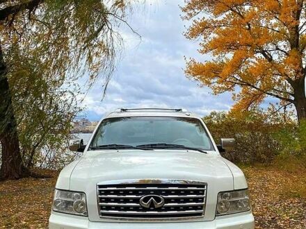 Белый Инфинити QX56, объемом двигателя 5.6 л и пробегом 182 тыс. км за 14500 $, фото 1 на Automoto.ua