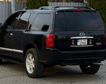 Черный Инфинити QX56, объемом двигателя 5.6 л и пробегом 310 тыс. км за 8100 $, фото 3 на Automoto.ua