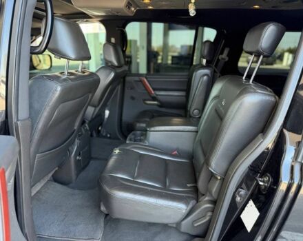 Чорний Інфініті QX56, об'ємом двигуна 0 л та пробігом 170 тис. км за 8700 $, фото 7 на Automoto.ua