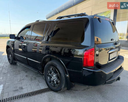 Чорний Інфініті QX56, об'ємом двигуна 5.55 л та пробігом 170 тис. км за 8500 $, фото 6 на Automoto.ua