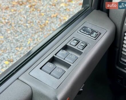 Черный Инфинити QX56, объемом двигателя 5.6 л и пробегом 108 тыс. км за 10500 $, фото 18 на Automoto.ua