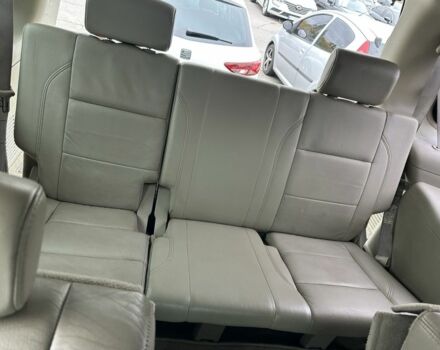 Чорний Інфініті QX56, об'ємом двигуна 5.6 л та пробігом 158 тис. км за 8499 $, фото 11 на Automoto.ua