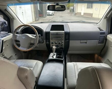 Чорний Інфініті QX56, об'ємом двигуна 5.6 л та пробігом 158 тис. км за 8499 $, фото 13 на Automoto.ua