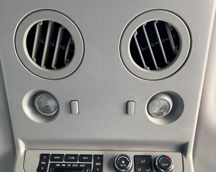 Черный Инфинити QX56, объемом двигателя 5.6 л и пробегом 283 тыс. км за 12000 $, фото 14 на Automoto.ua