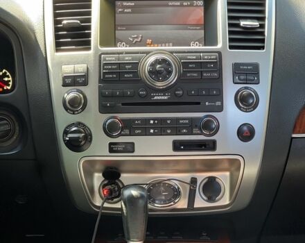 Черный Инфинити QX56, объемом двигателя 5.6 л и пробегом 283 тыс. км за 12000 $, фото 12 на Automoto.ua