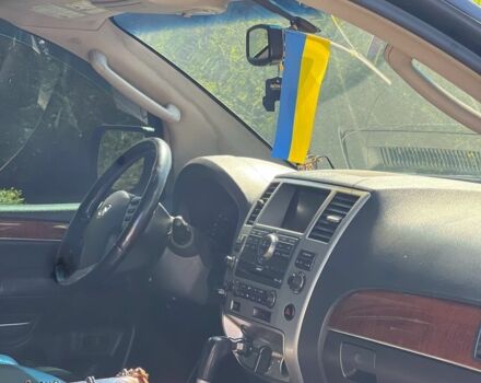 Черный Инфинити QX56, объемом двигателя 5.6 л и пробегом 283 тыс. км за 12000 $, фото 15 на Automoto.ua