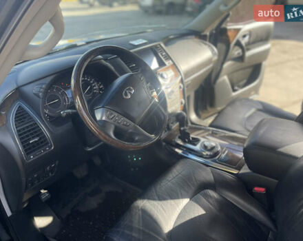 Чорний Інфініті QX56, об'ємом двигуна 5.55 л та пробігом 230 тис. км за 16999 $, фото 5 на Automoto.ua
