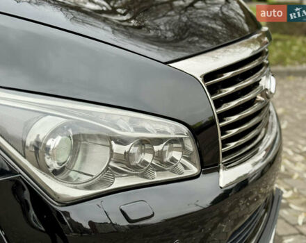 Черный Инфинити QX56, объемом двигателя 5.6 л и пробегом 220 тыс. км за 21500 $, фото 21 на Automoto.ua