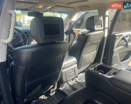 Чорний Інфініті QX56, об'ємом двигуна 5.55 л та пробігом 230 тис. км за 16999 $, фото 10 на Automoto.ua