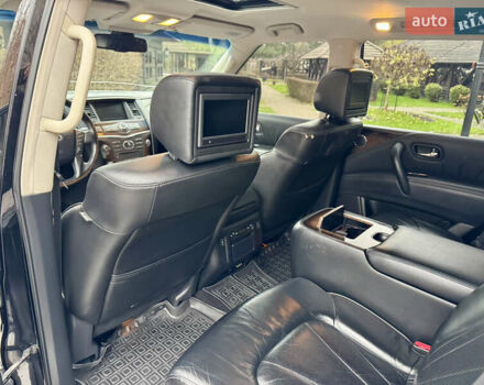 Черный Инфинити QX56, объемом двигателя 5.6 л и пробегом 220 тыс. км за 21500 $, фото 65 на Automoto.ua