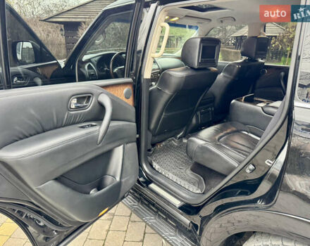 Черный Инфинити QX56, объемом двигателя 5.6 л и пробегом 220 тыс. км за 21500 $, фото 64 на Automoto.ua