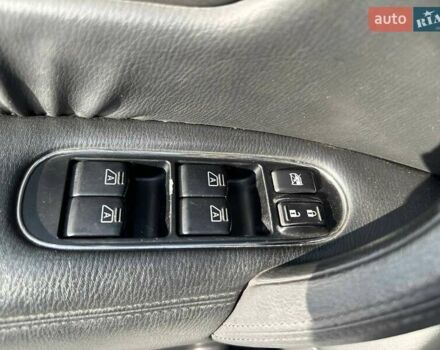 Черный Инфинити QX56, объемом двигателя 5.55 л и пробегом 203 тыс. км за 13999 $, фото 15 на Automoto.ua