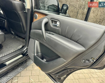 Черный Инфинити QX56, объемом двигателя 5.6 л и пробегом 220 тыс. км за 21500 $, фото 75 на Automoto.ua